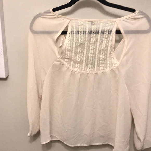 Sheer cream colored top - Picture 3 of 4